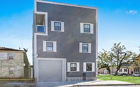 Stunning Condos Near French Quarter